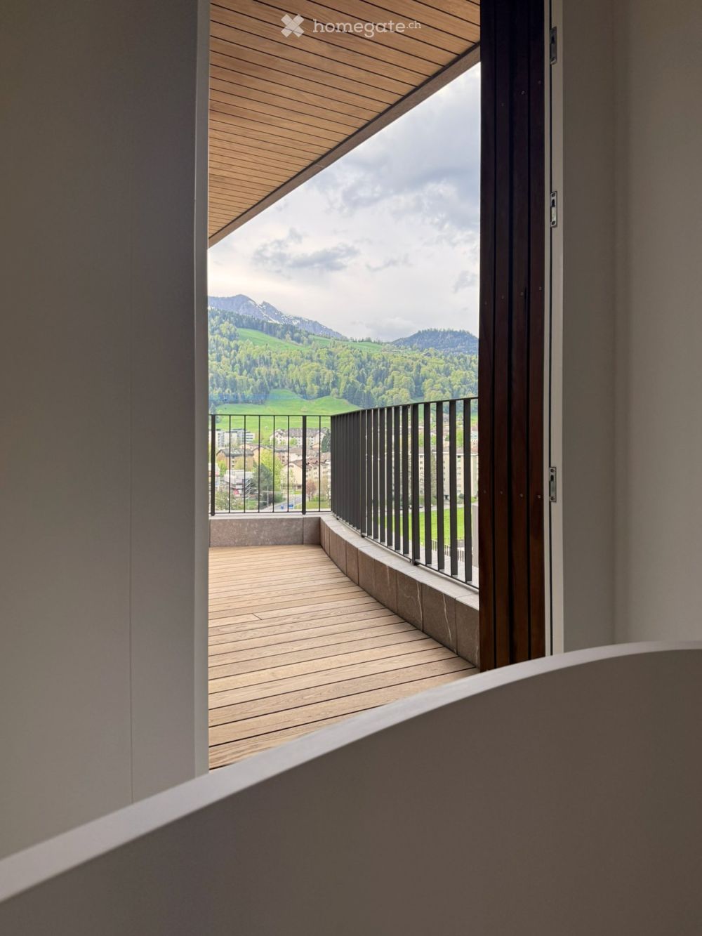 Moderne 3.5-Zimmer-Attikawohnung mit Bergblick in Obernau - Bild 7