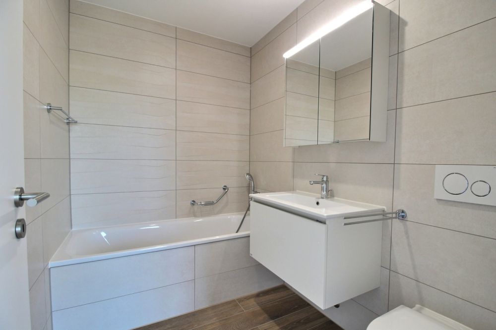 Exceptionnel appartement de 4.5 pièces à louer à Marly ! - Salle de bain