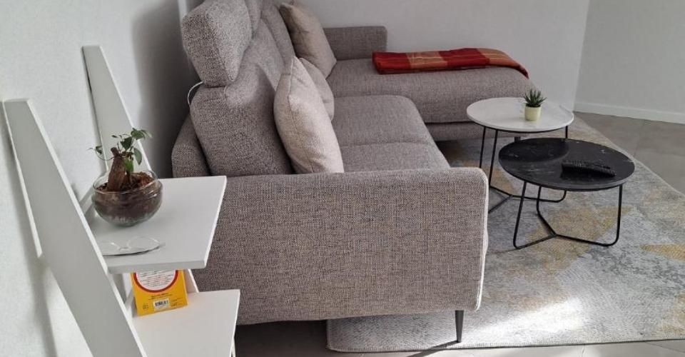 Cet appartement de 2,5 pièces, situé aux combles, vous offre - Appartement 2 pièces - image - 1