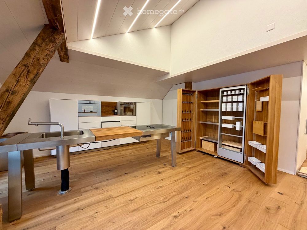 *Erstvermietung* Luxuriöse 6 Zi Wohnung in historischem Gebäude - Bild 3