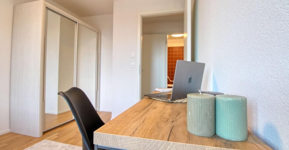 Spacious Coliving Apartment in Crissier - Chambre 1 pièce - image - 7