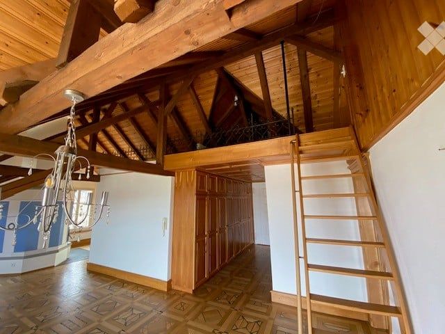 Wohnen im wunderschönen Schloss Lohnegg mit Seesicht - Bild 6