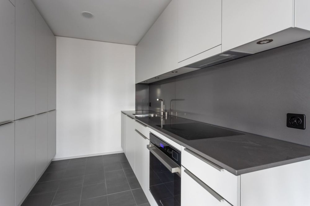 Angenehme 2.5 Zimmerwohnung 22.14 im Letziturm, Zürich Altstetten - 9.jpg