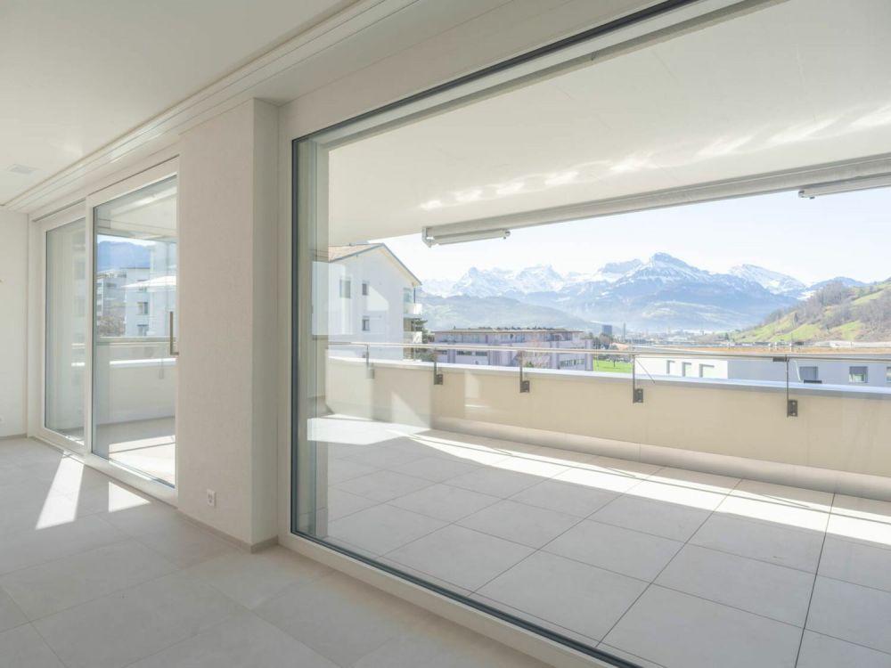 Attraktive Erstvermietung - 5.5-Zimmerwohnung mit Loggia - Bild 1