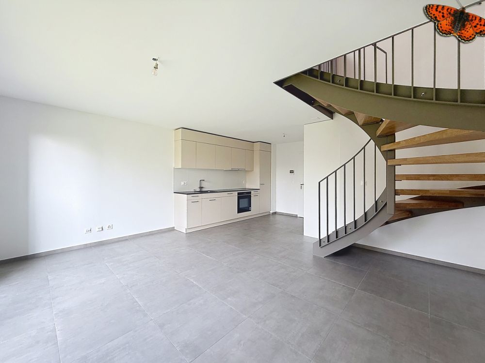 2½ EN DUPLEX - Neuf au calme - Salon