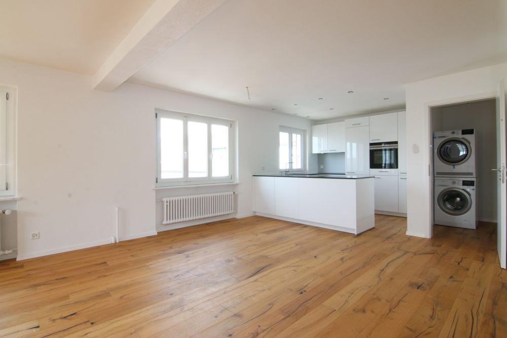 Erstvermietung nach Gesamtrenovation - Bild 1