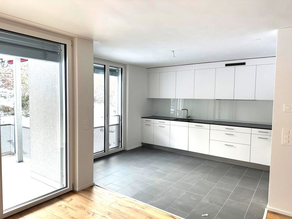 Moderne 4.5-Zimmer-Eigentumswohnung zu vermieten! - Bild 2