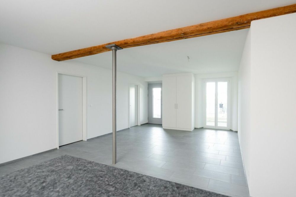 Grosszügige 4.5-Zimmer-Wohnung mit stilvollen Details - Bild 3