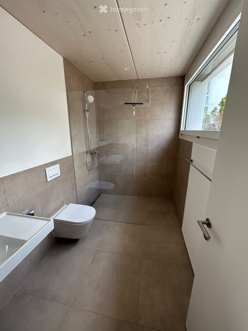 Moderne 2.5-Zimmer-Neubau-Wohnung mit Seeblick in Wollerau - Bild 7