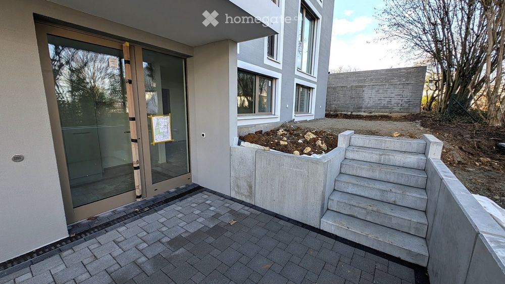 Moderne und einzigartige 2.5-Zimmer-Neubau-Wohnung mit eigenem Garten - Bild 9