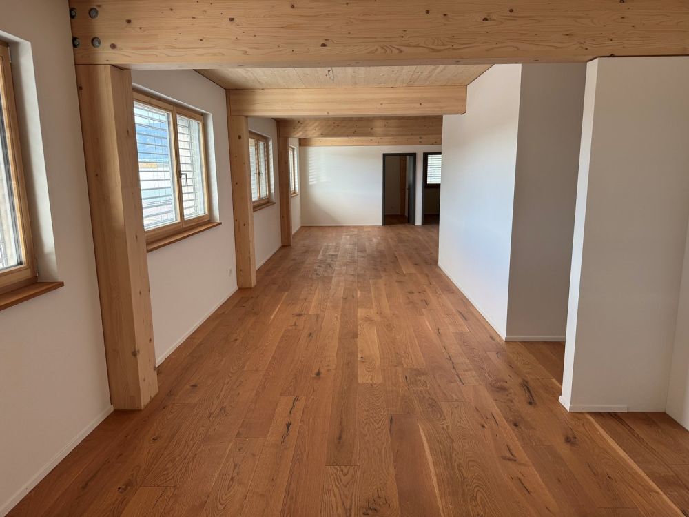 schöne 3.5-Zimmer Attikawohnung mit Sommerkühlung zu vermieten - Bild 2