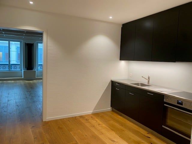 Total sanierte 2 1/2-Zimmer Altstadtwohnung - Bild 6