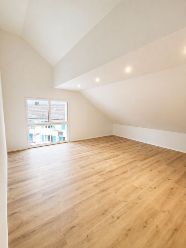 stilvolle Neubauwohnung im aufgestockten Geschoss - Bild 5