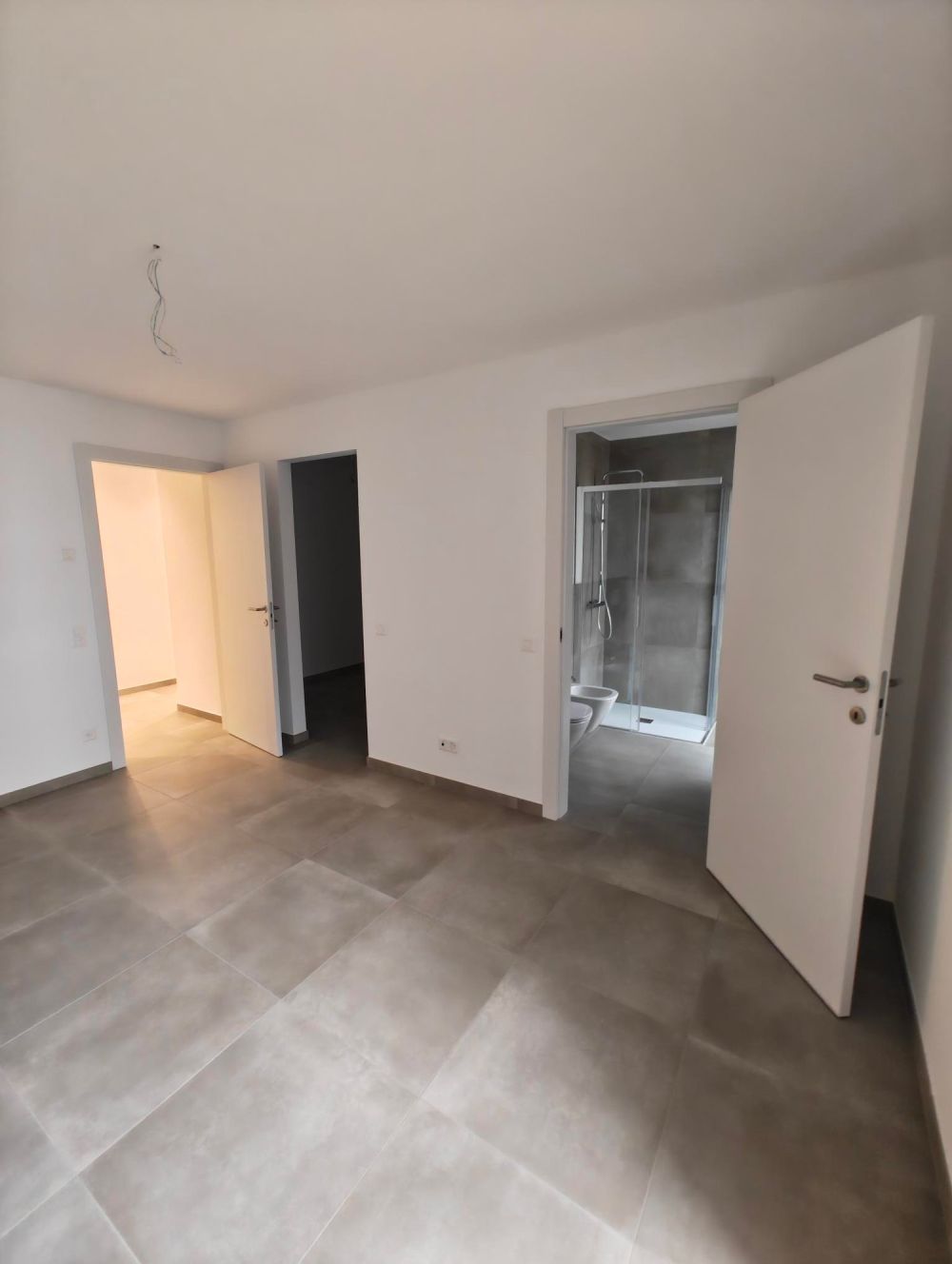 Elegante appartamento 4.5 locali a Lamone - Bild 7