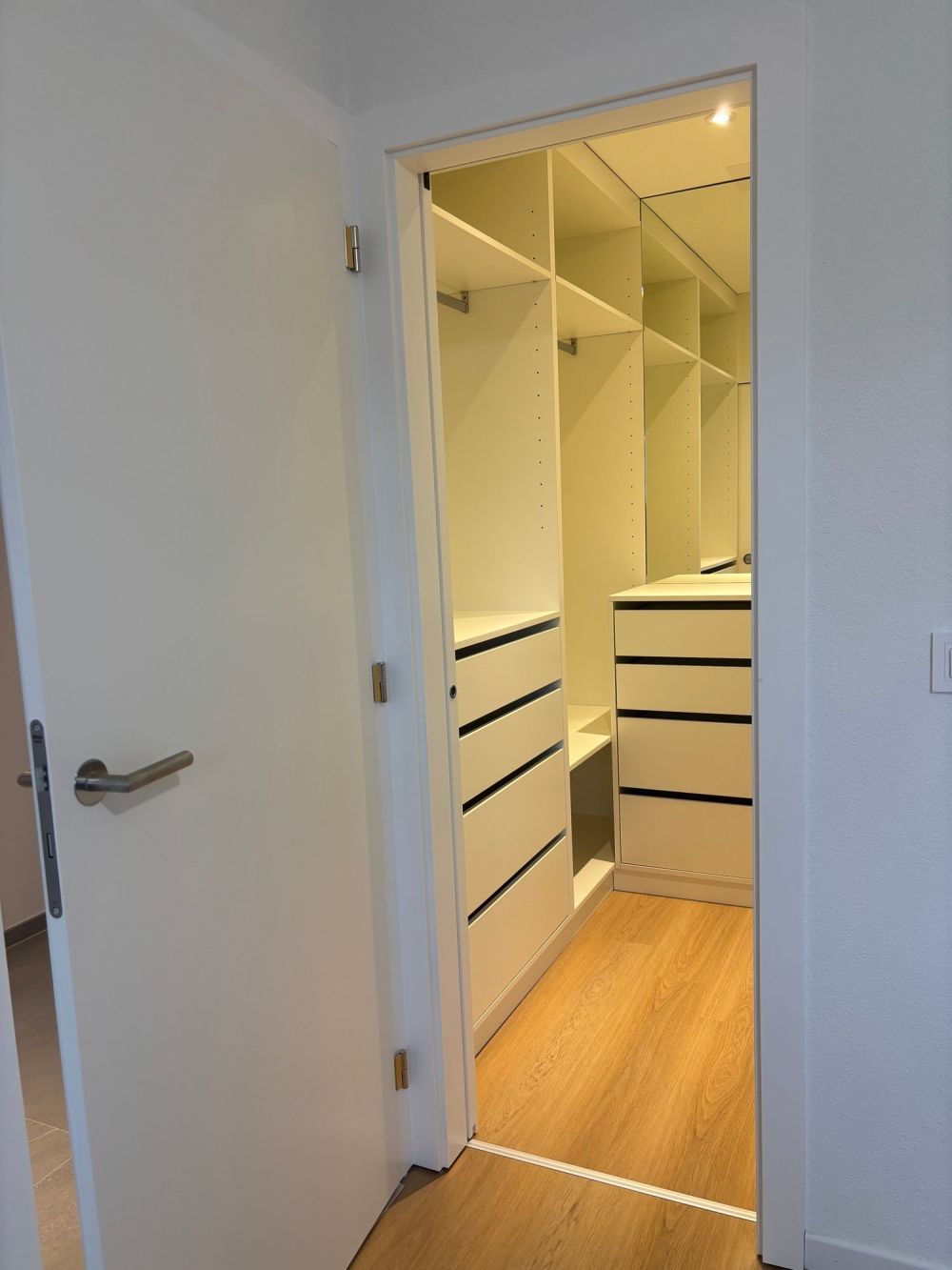 Moderne maison individuelle de 4.5  proche écoles et commerces à Bremblens - Image 8