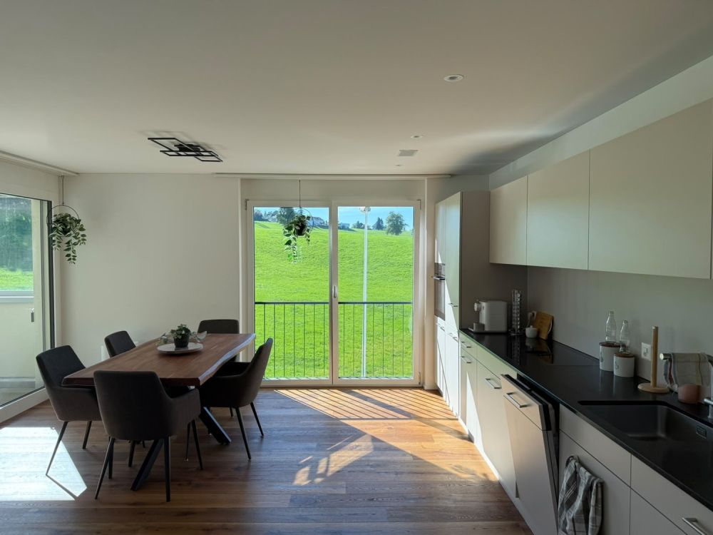 Moderne 3.5-Zimmer-Wohnung mit viel Licht und grosszügigem Balkon - Bild 6
