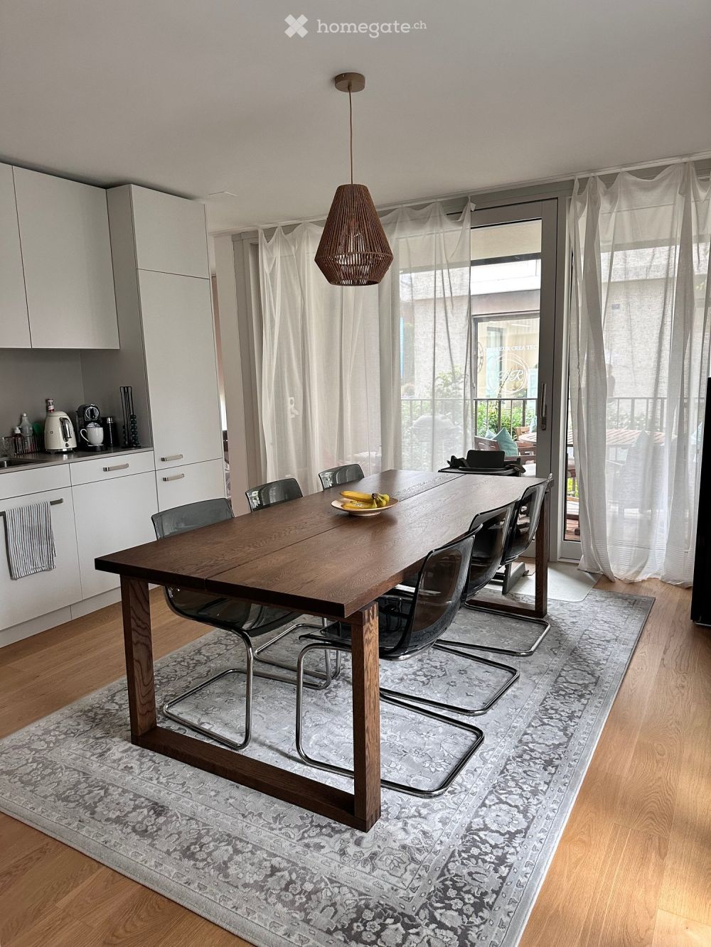 Moderne und neue 4.5-Zimmer Wohnung im Dorfzentrum Niederhasli - Bild 2