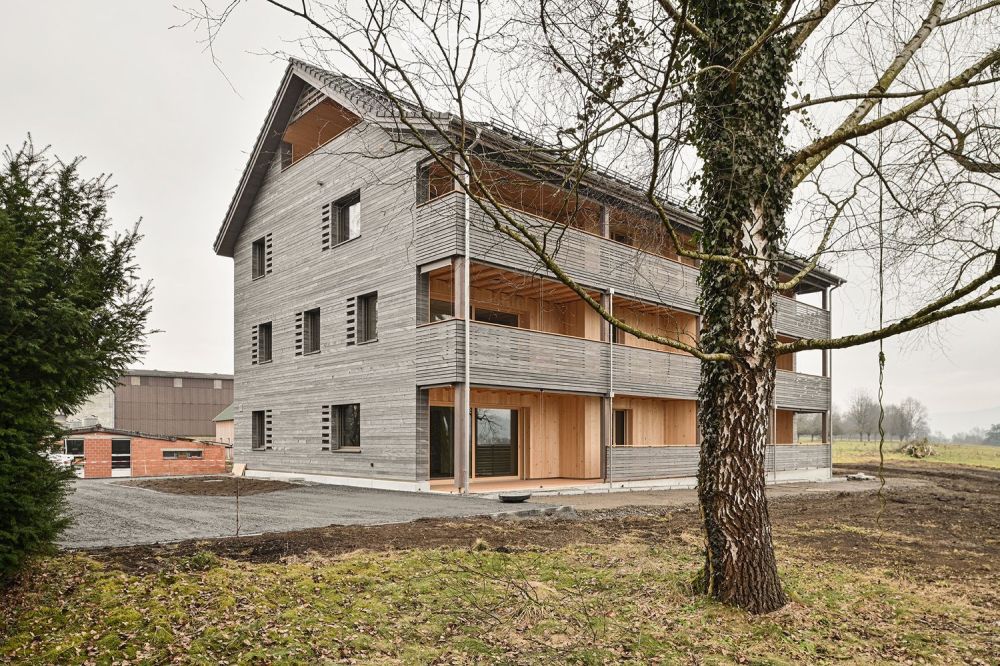Moderne 5-Zimmer-Maisonette-Wohnung in ruhiger Lage - Bild 1