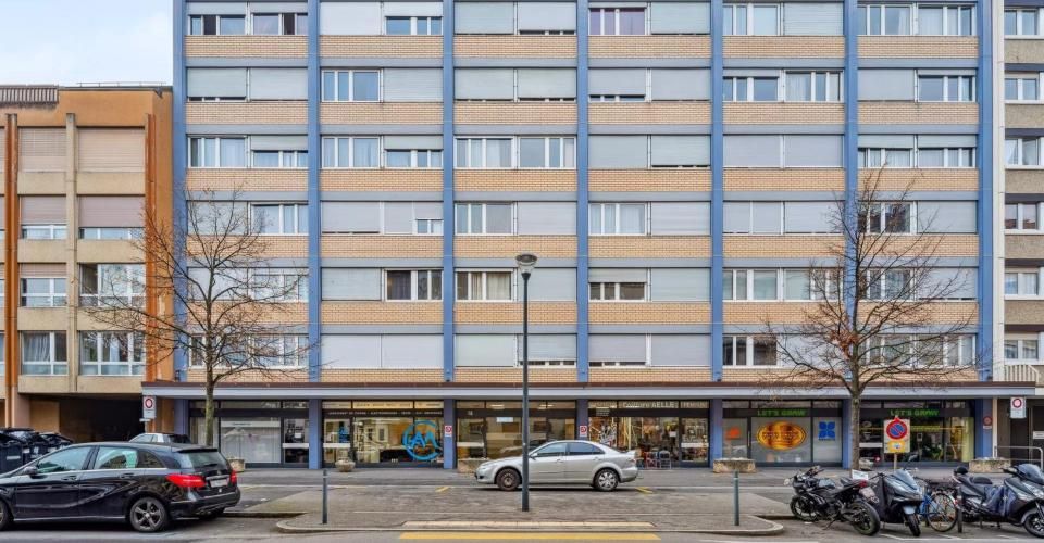 Lumineux appartement de 2 pièces en plein coeur de Carouge - Appartement 2 pièces - image - 1