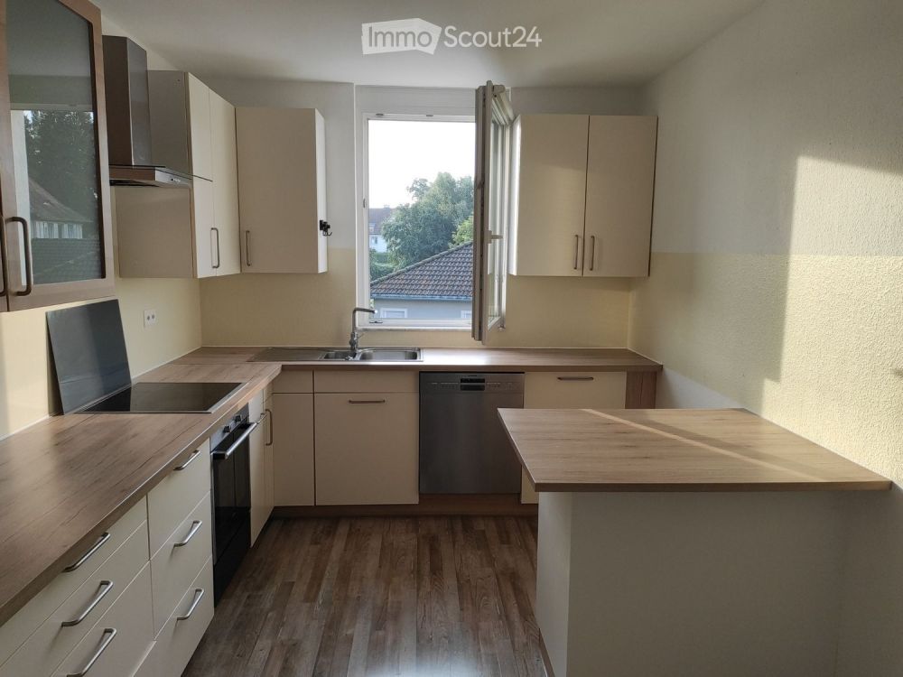 *Top grosse Neubauwohnung 110m2 mit Balkon - Bild 2