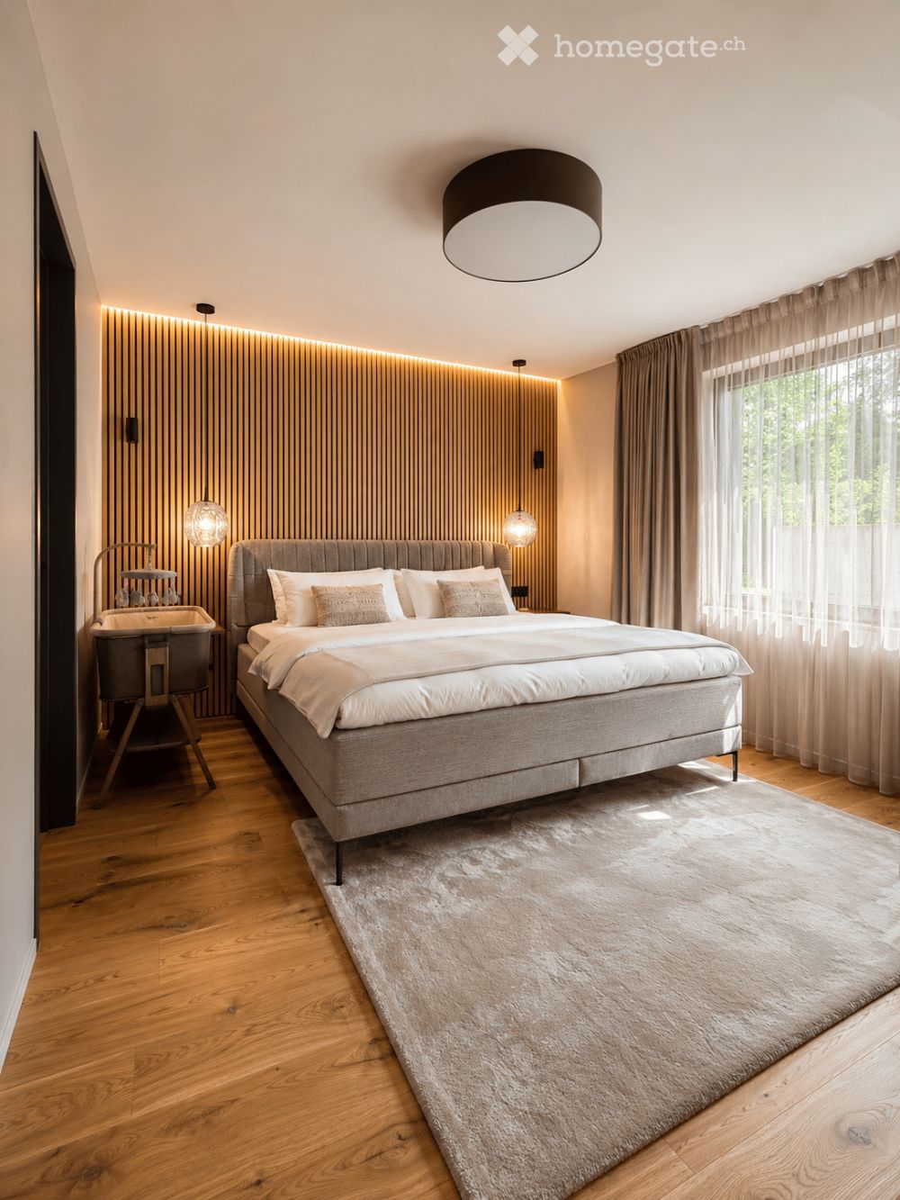 Traumhafte möblierte 4-Zimmer-Wohnung in bester Lage | 2 Parkplätze | Eigentumsstandart - Bild 9
