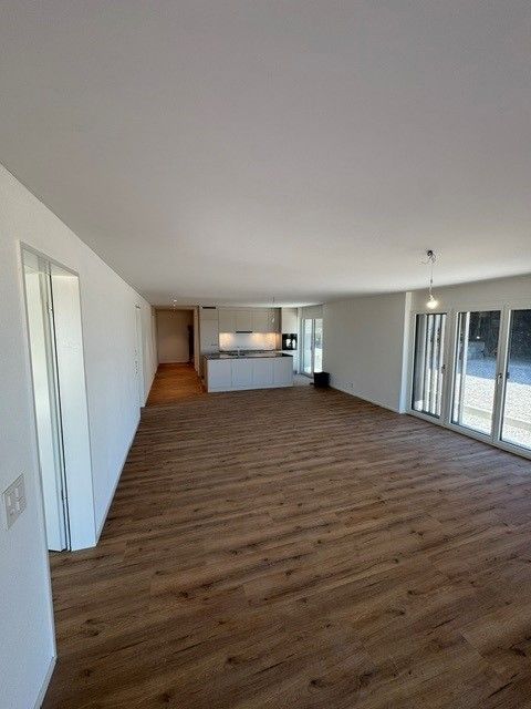 Stilvoll wohnen im Herzen von Hünikon - Bild 12