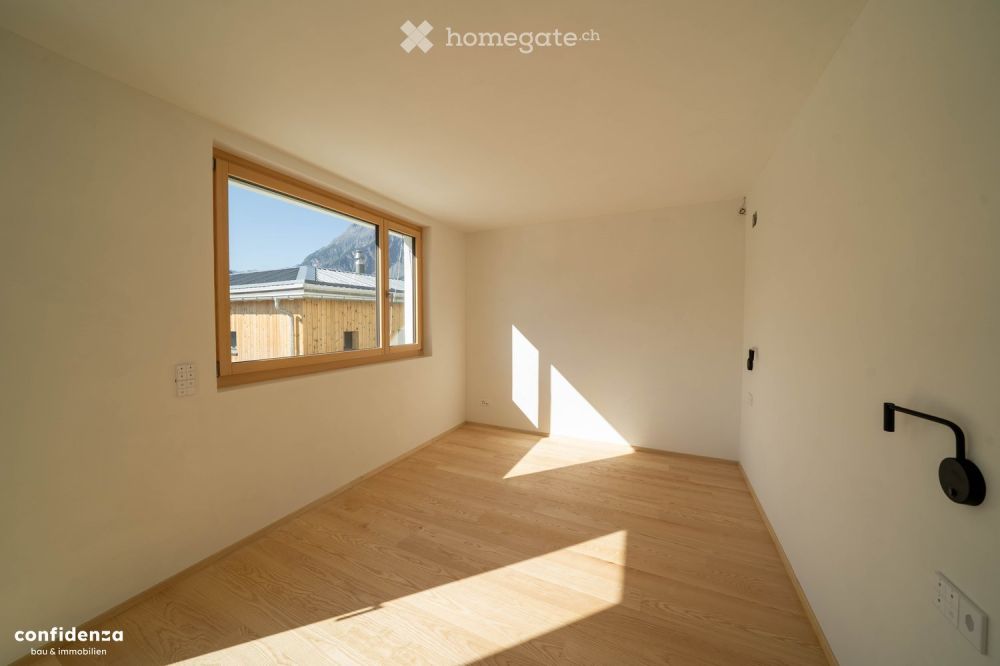 Exklusives Neubau-EFH mit Panorama in Scuol – Erstwohnsitz in Top-Hanglage - Bild 7