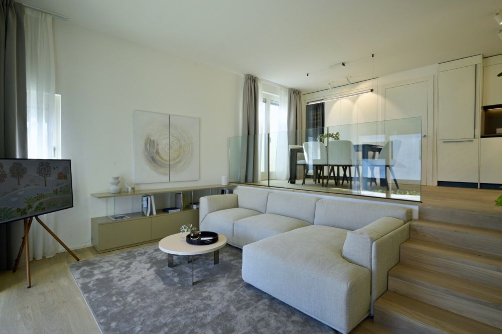 Moderne neu gebaute Villa - Bild 2