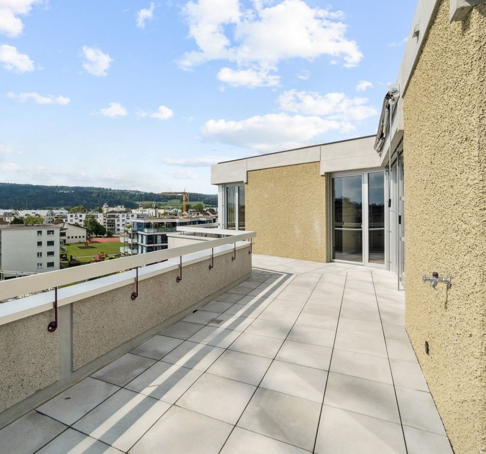 Über den Dächern von Dübendorf - zuhause ankommen mit Ausblick - Terrasse