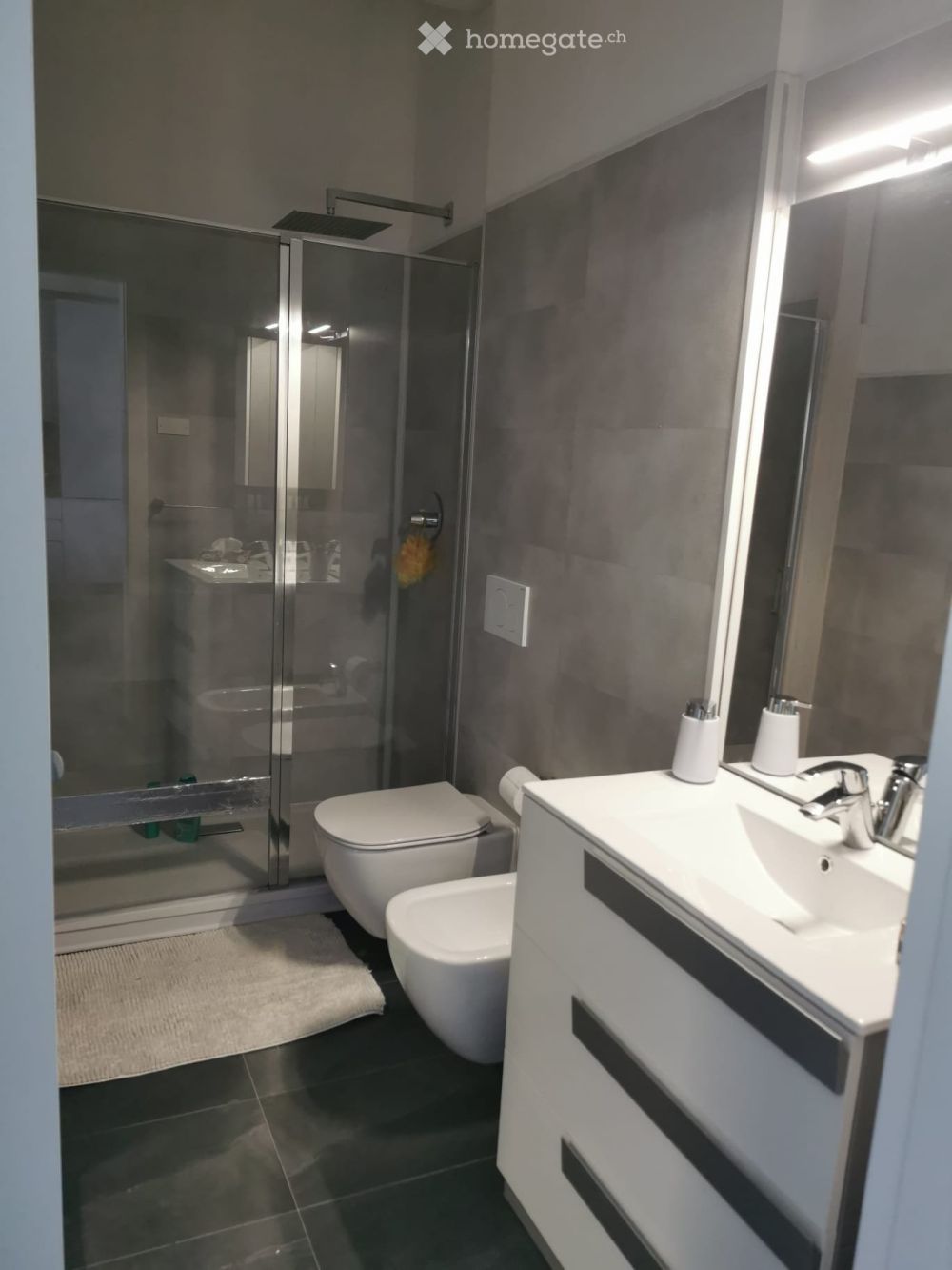 Affittasi ampio 2,5 - Bild 3