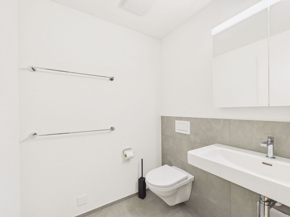 Moderne 2.5-Zimmer Wohnung mit Balkon in Altstätten - Image 7