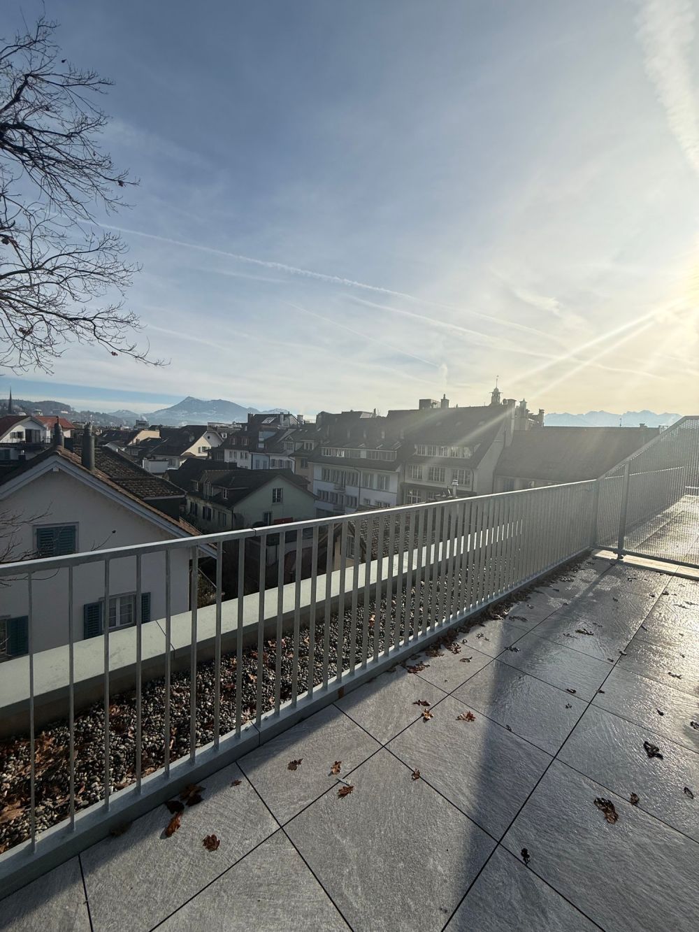 2.5-Zimmer-Attikawohnung mit 2 Terrassen und fantastischer Aussicht - Bild 10