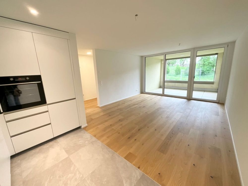 Appartements neu von 2,5 Zimmern mit Loggia - Moderner Komfort, Nachhaltigkeit und Lebensqualität im Herzen des Dorfes - Bild 8