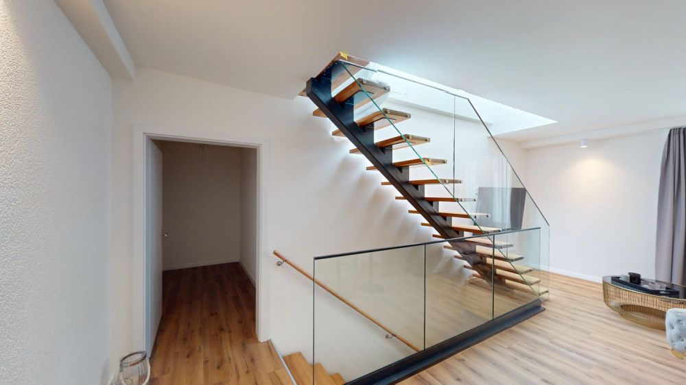 Erstvermietung nach Komplettsanierung – Exklusive Maisonette im Stadtzentrum - Bild 8