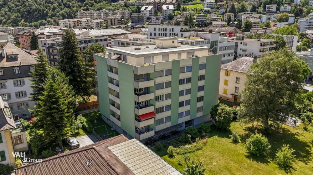 Erstbezug nach Kernsanierung: Moderne 4.5-Zimmerwohnung im Herzen von Visp - Bild 1