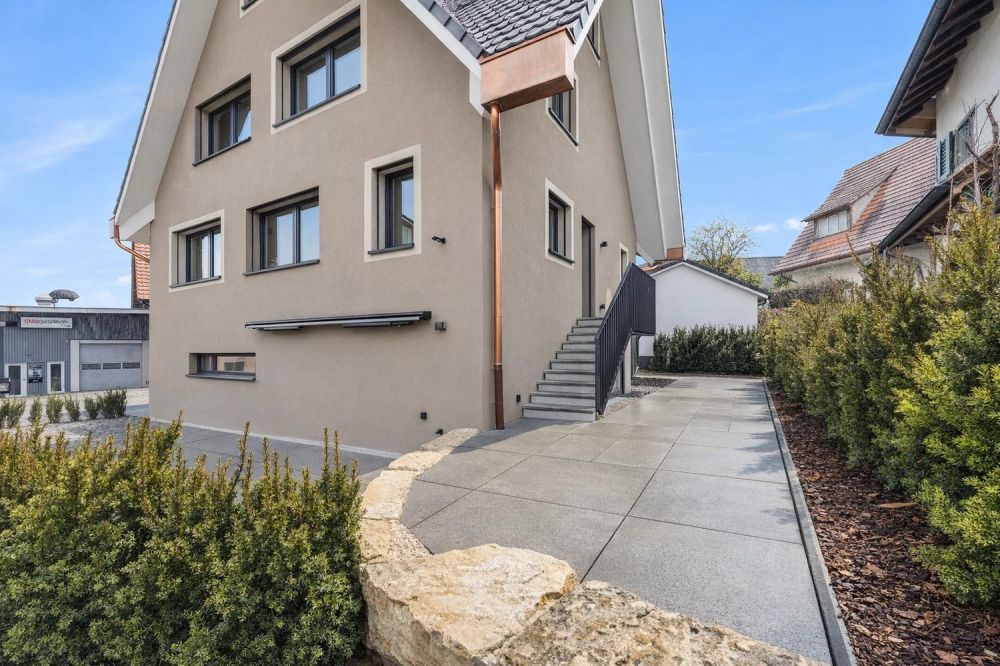 Ein aussergewöhnliches Zuhause mit viel Raum zum Leben - Aussenansicht