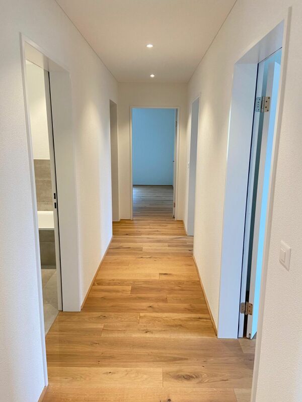 Erstvermietung - modernes Wohnen mit Weitblick - sonnige Lage & viel Natur - Bild 4