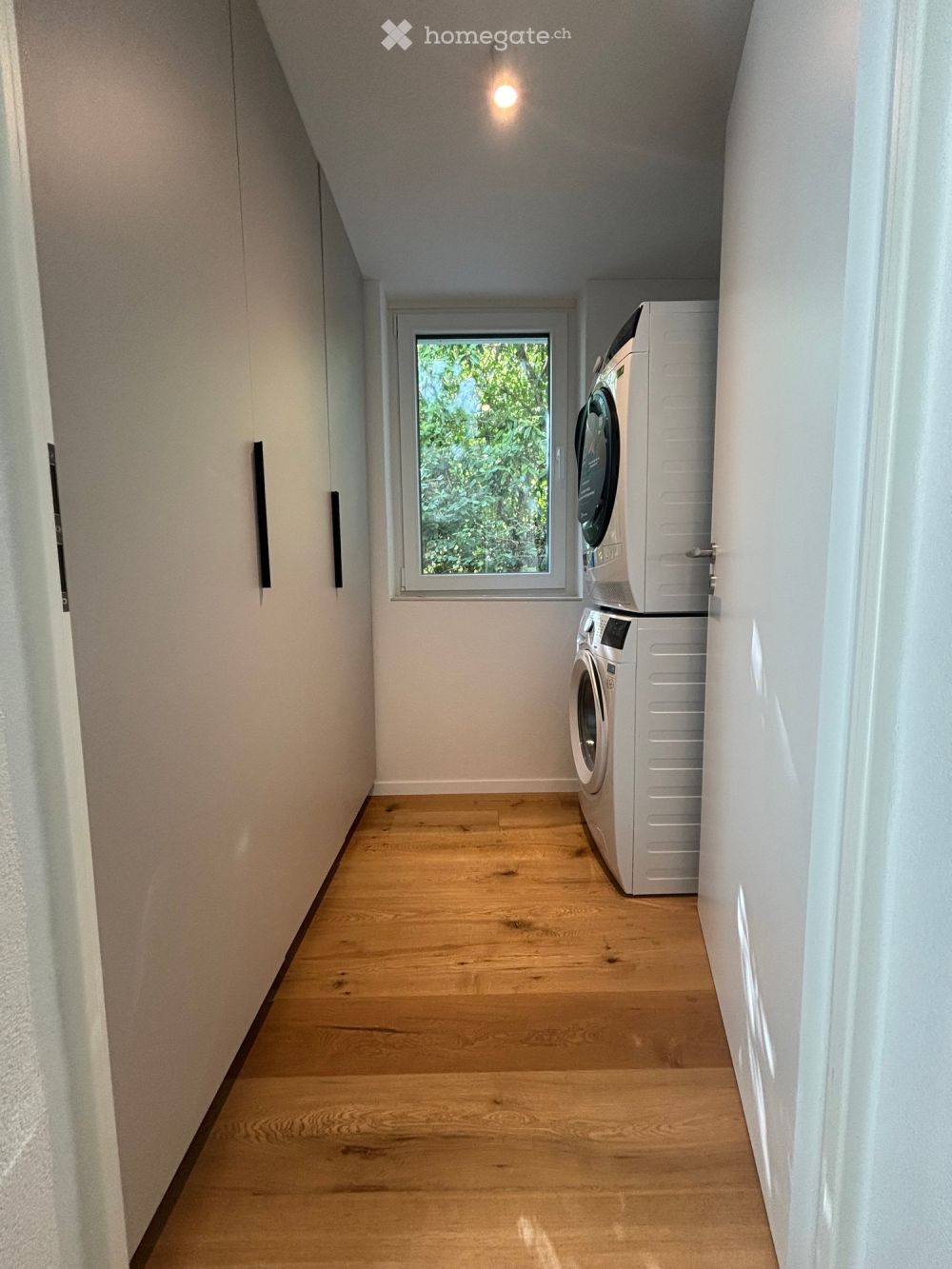 Moderne 2.5-Zimmer-Wohnung im Erstbezug mit eigenem Garten/Sitzplatz - Bild 9