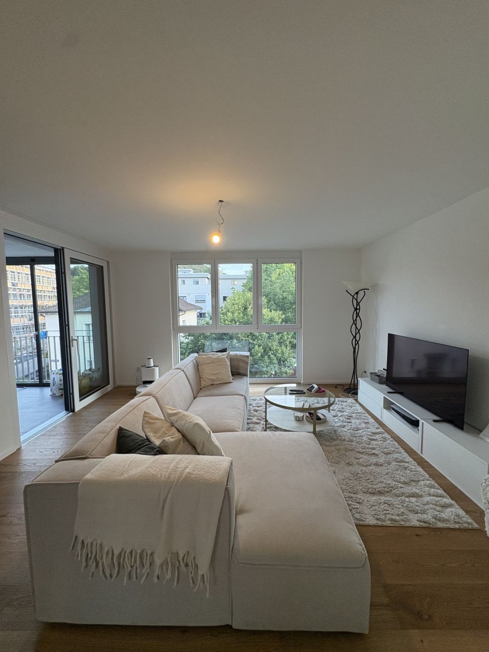 Moderne & helle 3.5-Zimmer-Wohnung in Pratteln  90 m² - Bild 2