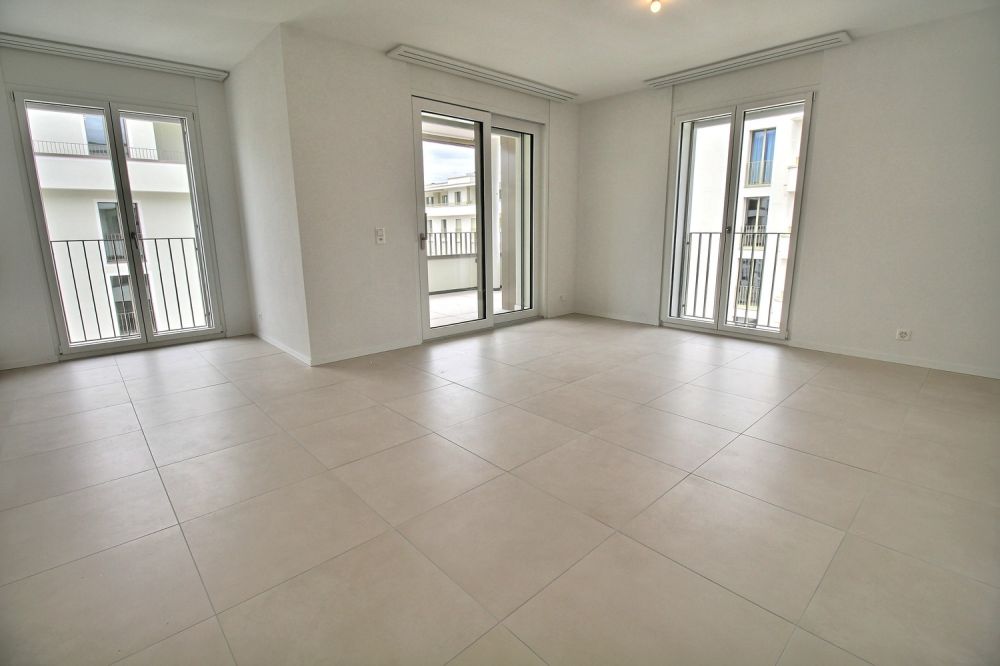 Exceptionnel appartement de 3.5 pièces à louer à Marly ! - Séjour