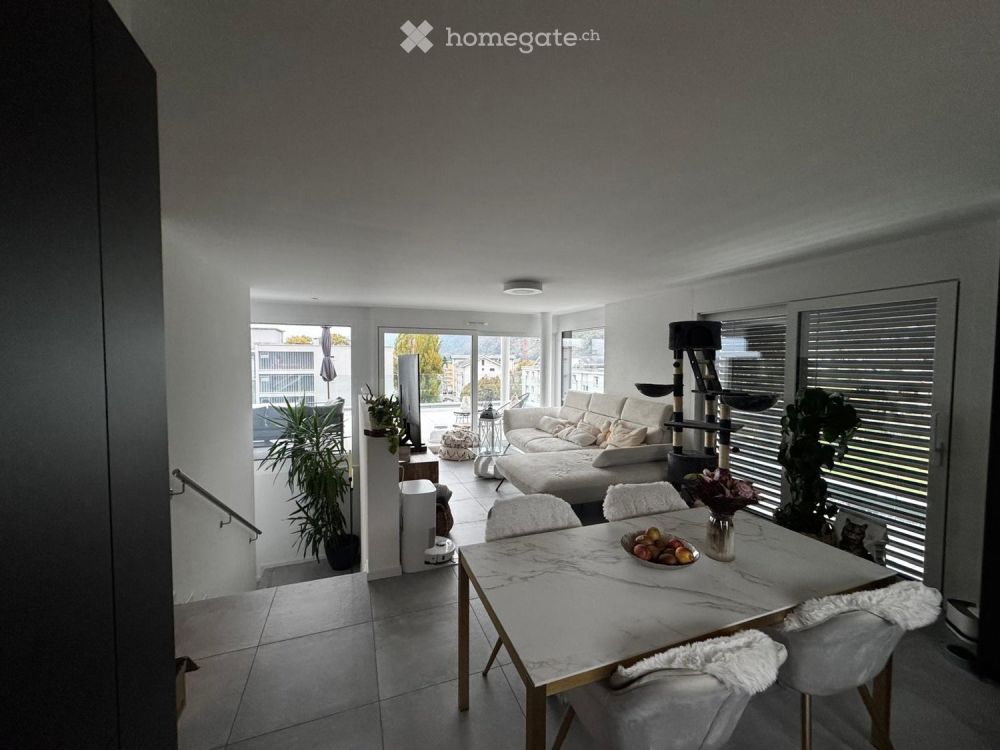 Appartement attique lumineux de 3,5 pièces à Vouvry - Bild 1