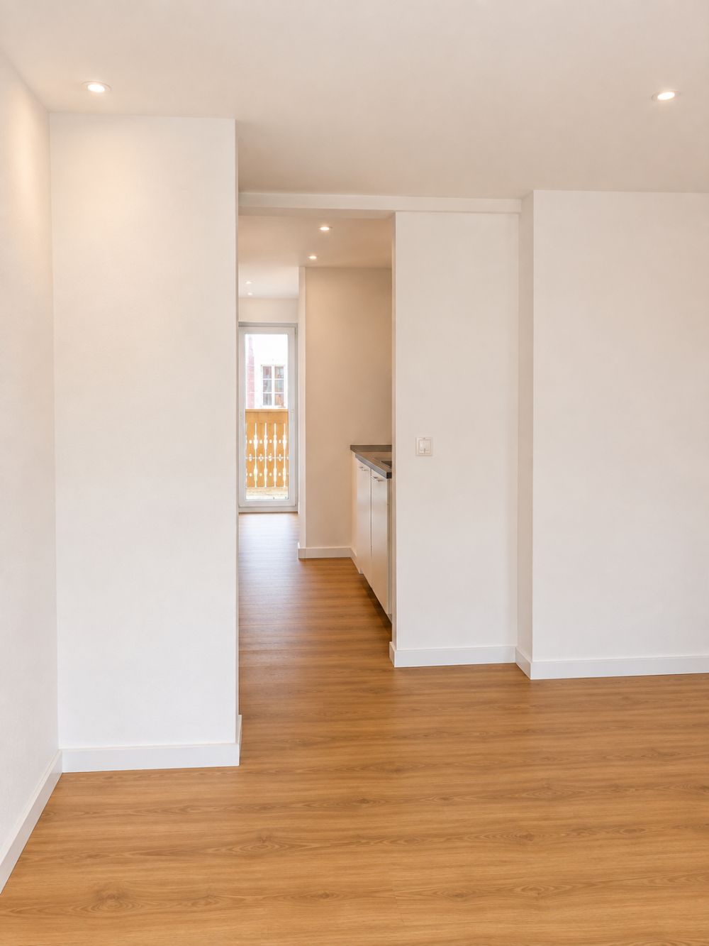 Stadt Solothurn Erstvermietung nach Kernsanierung – 2.5-Zimmer-Wohnung mit Balkon - Bild 2