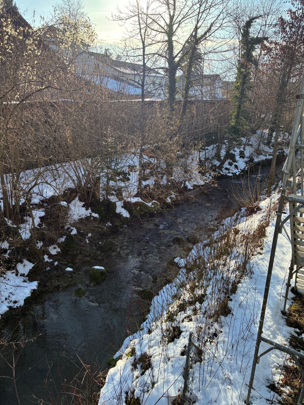 Originelle 4.5-Zimmer-Maisonettewohnung an zentraler Lage in Hinwil - Bild 13