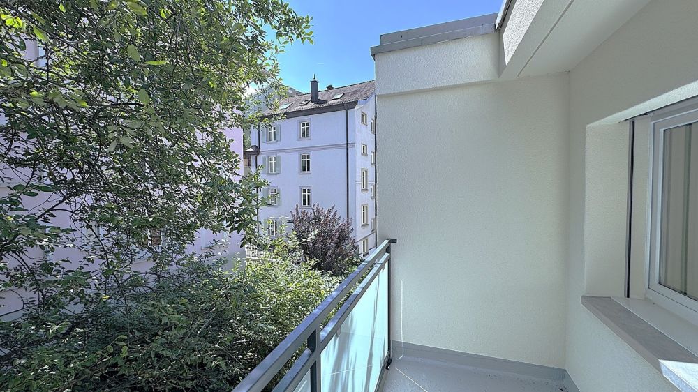 Erstvermietung nach Sanierung! Moderner 4.5 Zimmerwohnung mit Balkon in St. Gallen - Bild 11