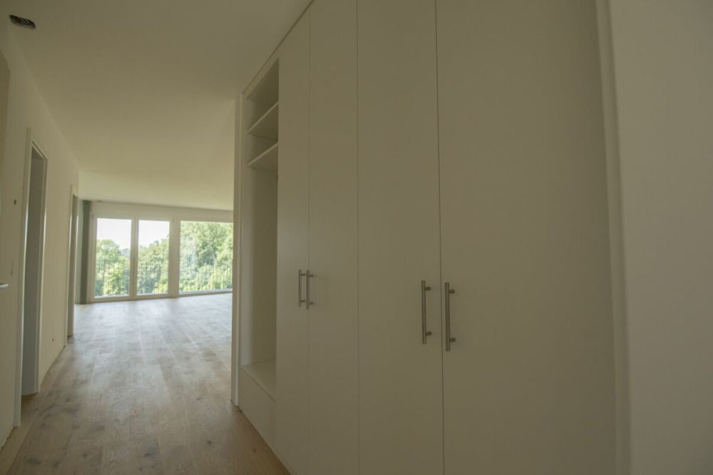 Neubau in St. Ursen - moderne 5.5-Zimmerwohnung mit grossem Balkon! - Bild 8