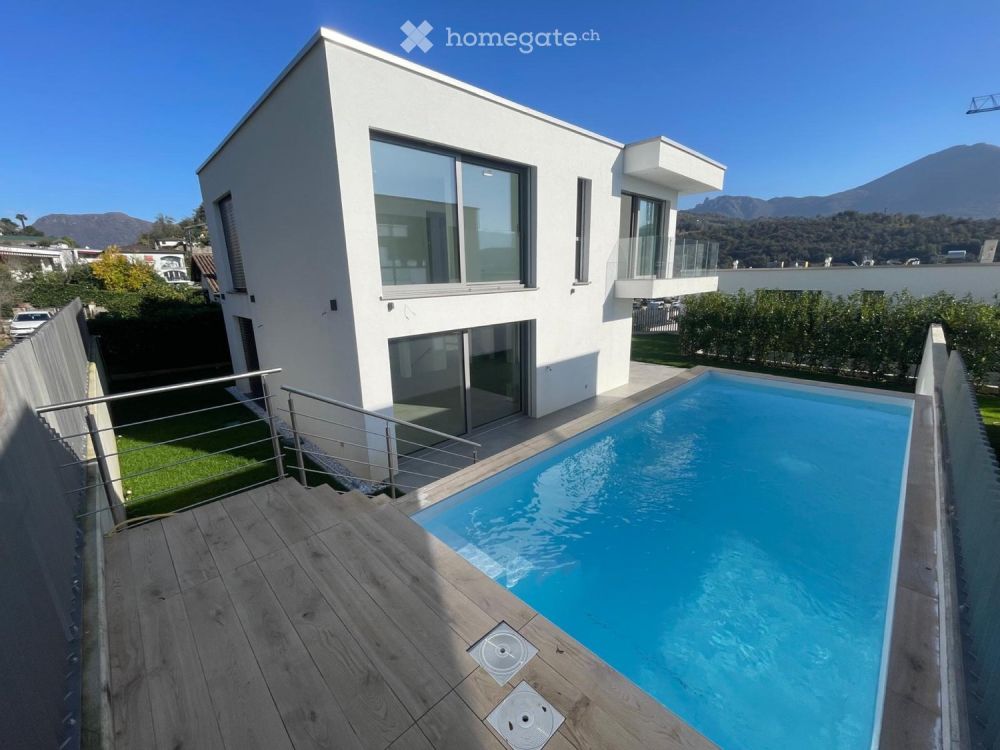 Esclusiva villa con piscina a Gravesano - Bild 1