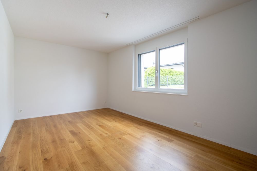 Attraktive 3.5-Zimmer Neubauwohnungen zu vermieten - Das Foto zeigt eine vergleichbare Wohnung und dient nur zur Veranschaulichung.
