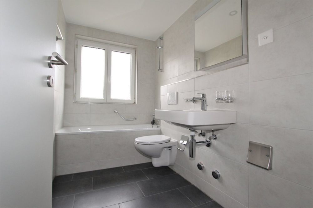 MODERNE 3.5 ZI-WOHNUNG IN NEUHAUSEN - Bild 5