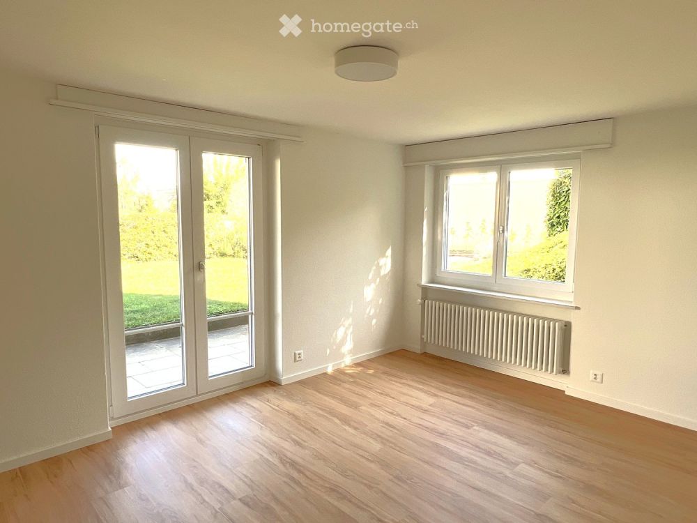 Freistehendes Einfamilienhaus mit Terrasse und Garten in Riniken - Bild 9