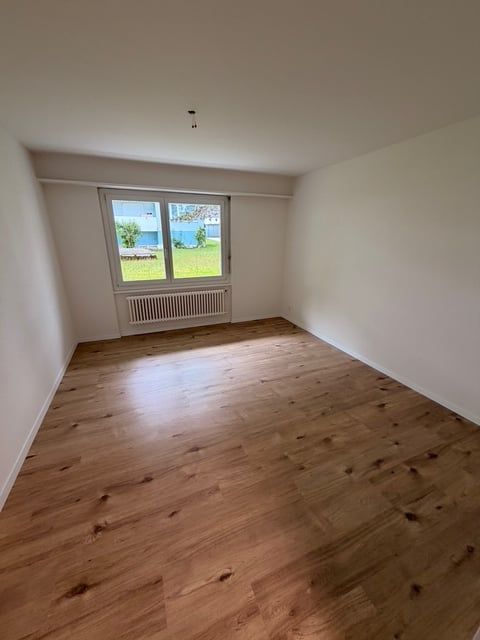 Erstvermietung nach Renovierung – Moderne 4.5-Zimmerwohnung in Trimbach - Bild 4